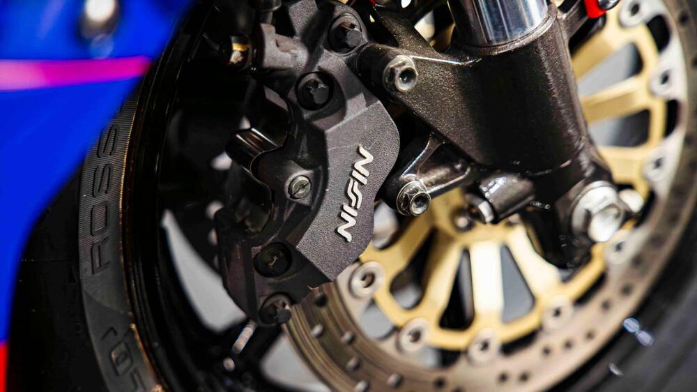 Honda RVF 750 R RC45  (15)