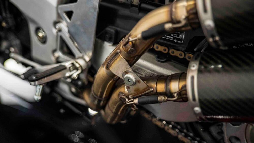 Honda RVF 750 R RC45  (17)