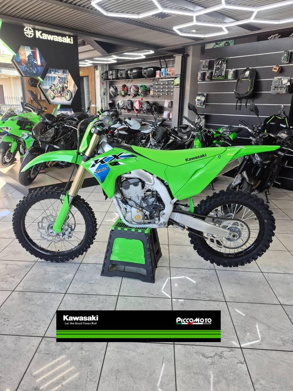Kawasaki KX 250 (2026) (5)