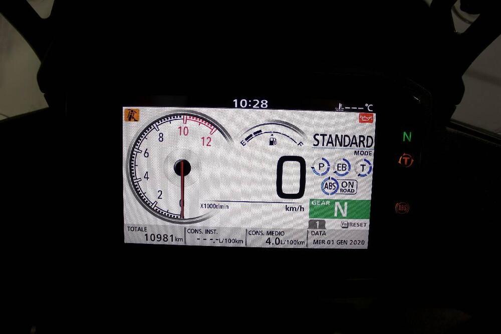 Honda Transalp XL750 (2023 - 24) (6)