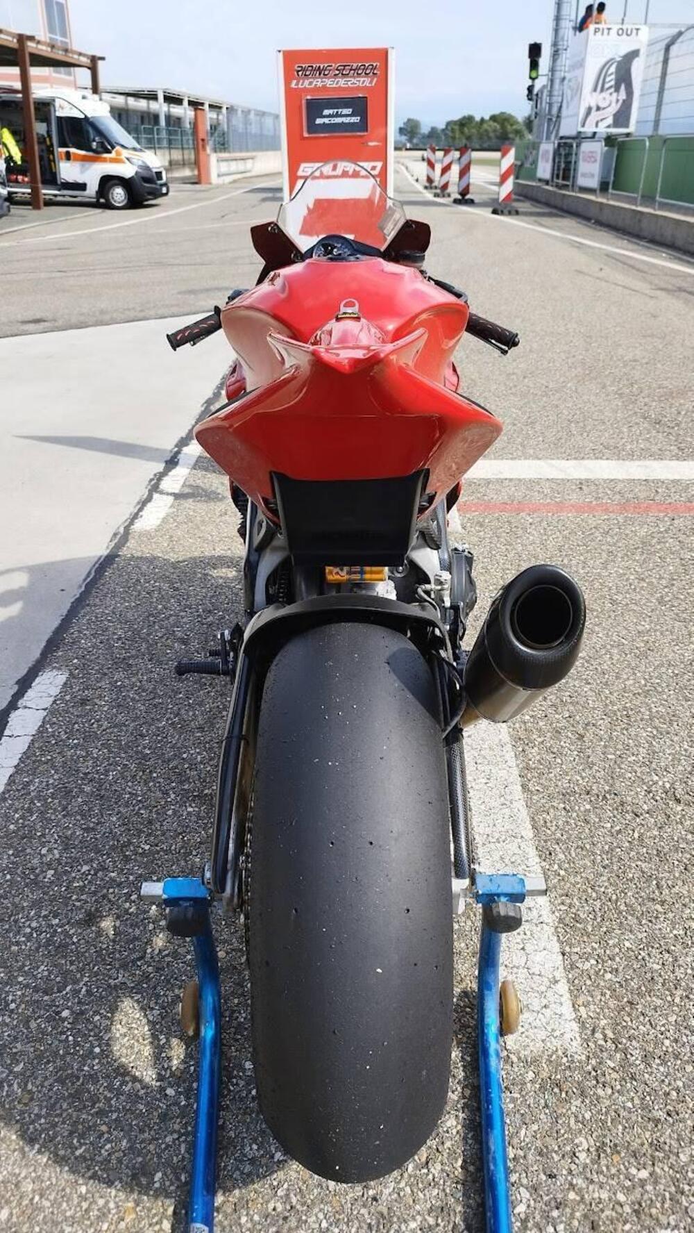 Aprilia RSV4 Factory APRC ABS (2011 - 15) (6)