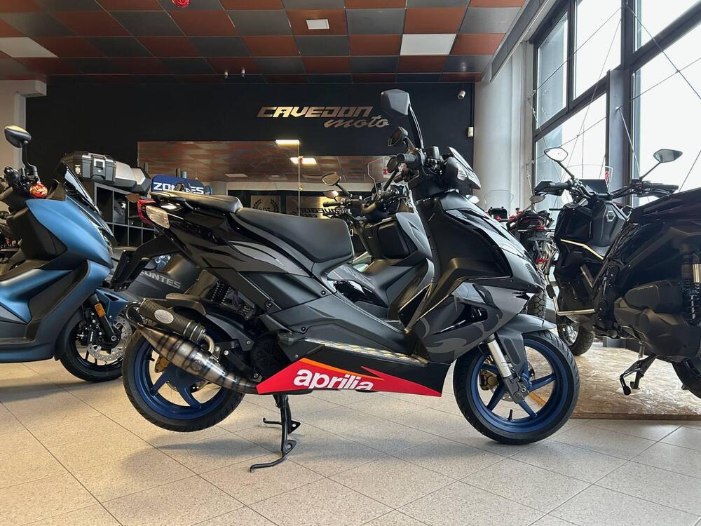 Aprilia SR 50 (2005 - 07) (2)