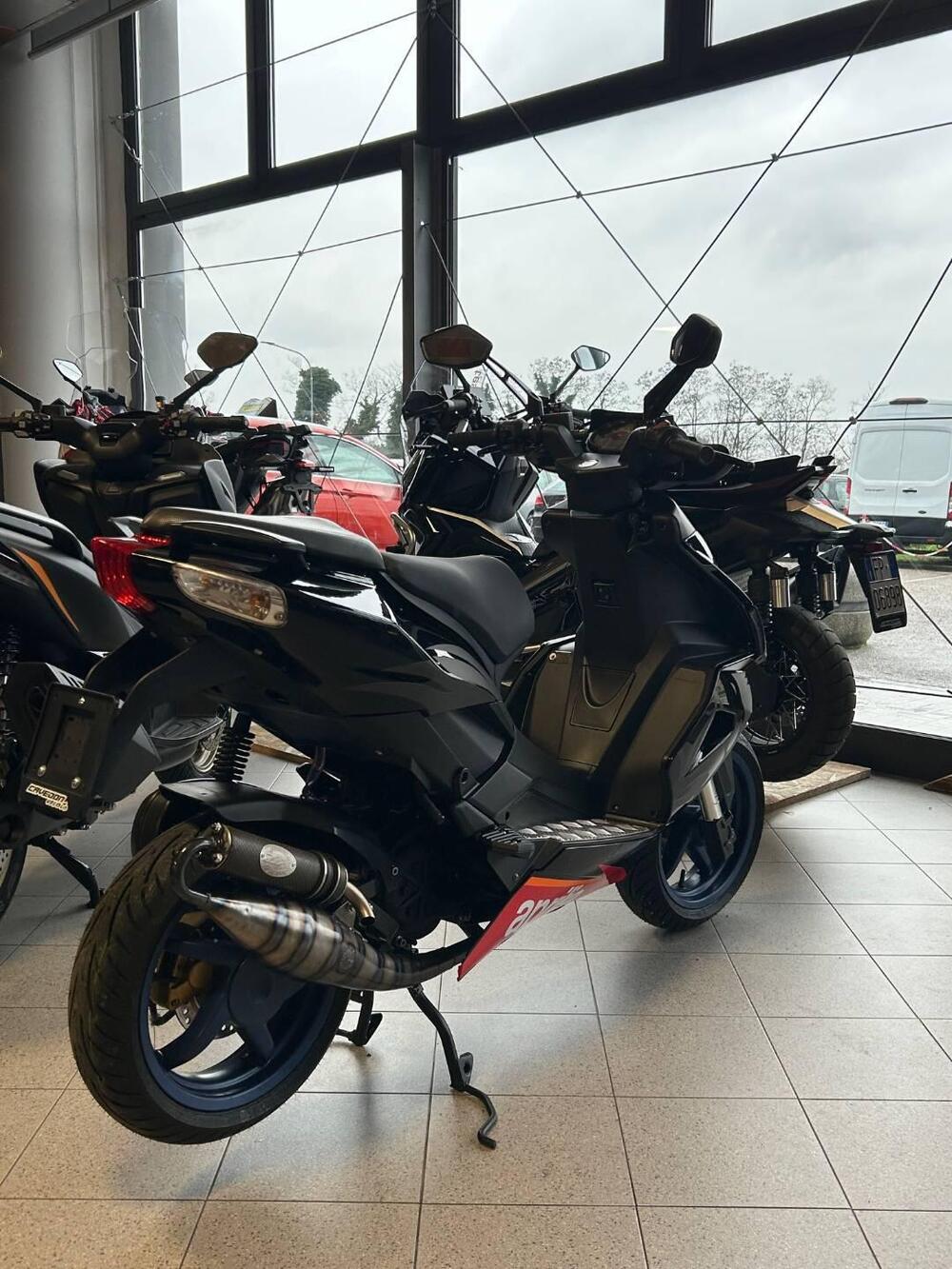 Aprilia SR 50 (2005 - 07) (4)