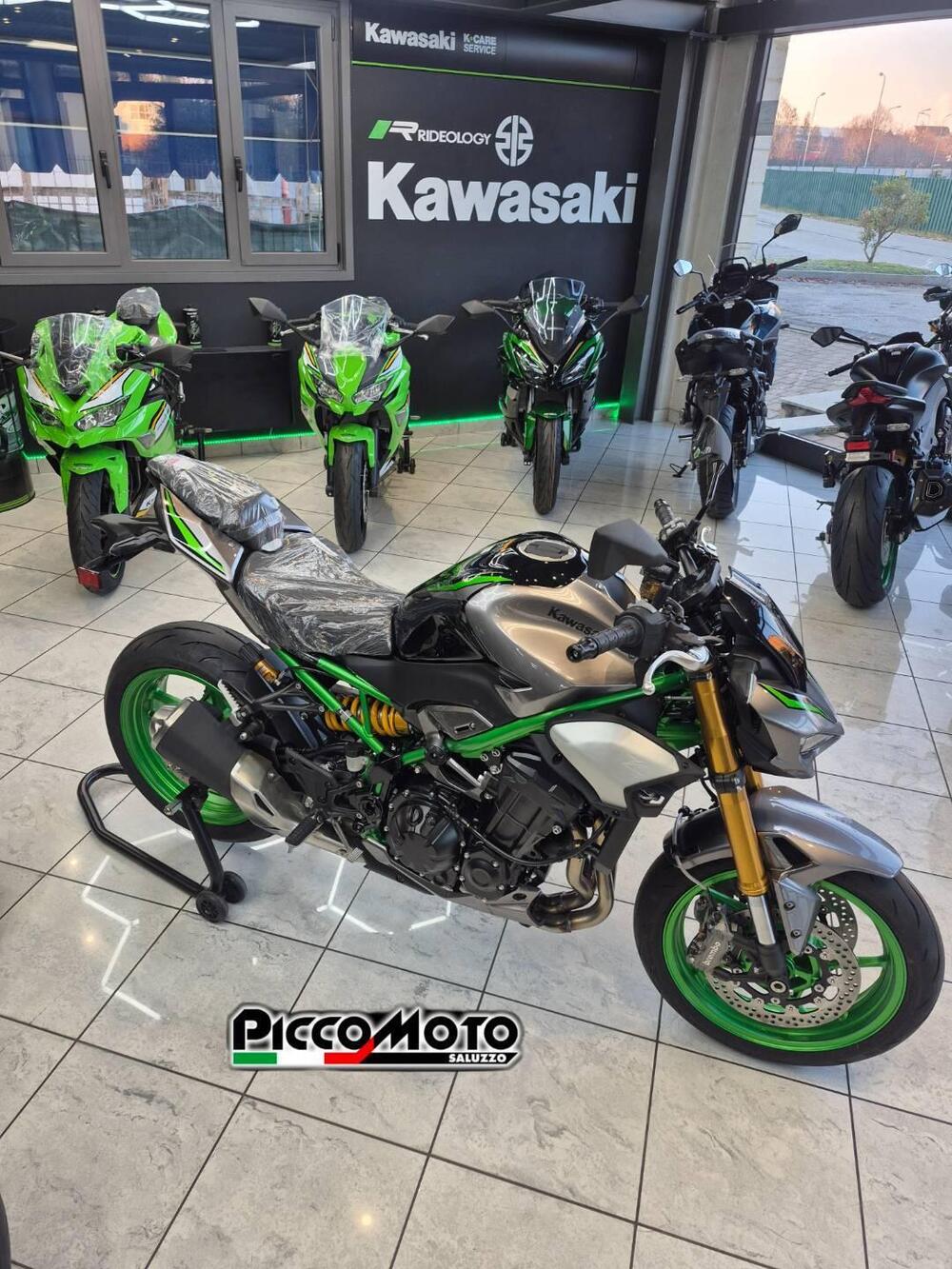 Kawasaki Z 900 SE (2025 - 26) (4)