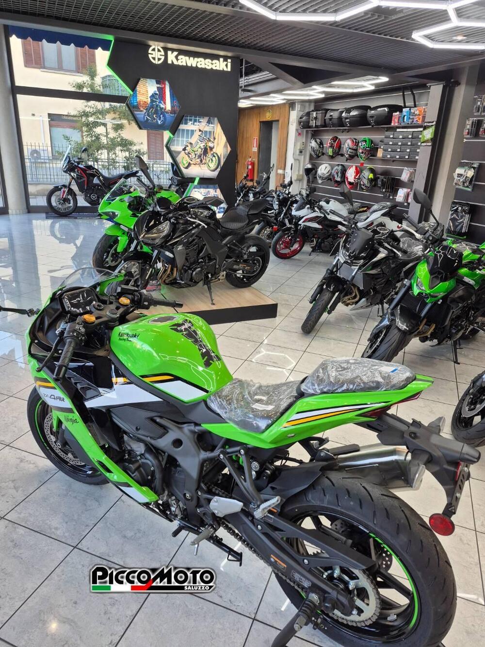 Kawasaki Ninja ZX-4RR (2024 - 26) (6)