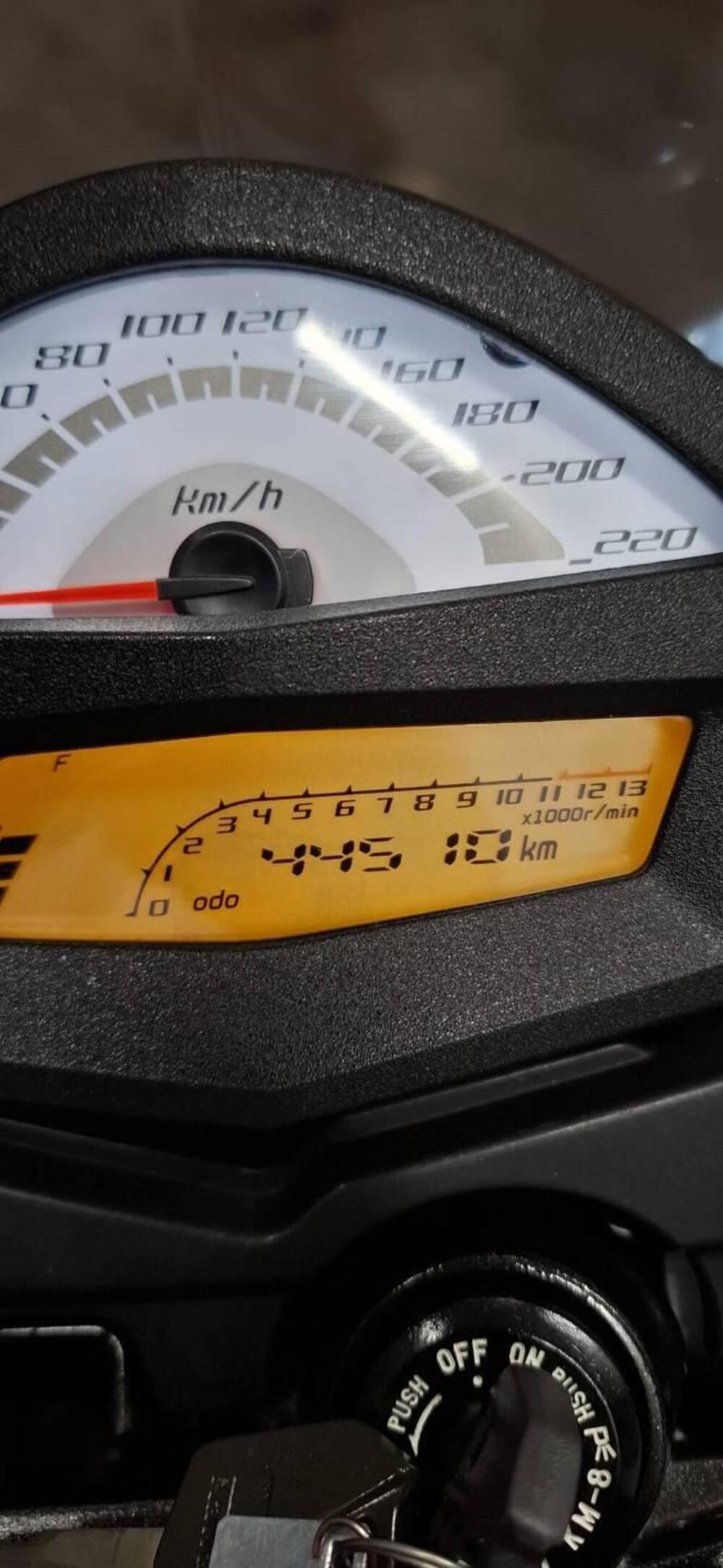 Kawasaki ER-6N (2009 - 11) (5)