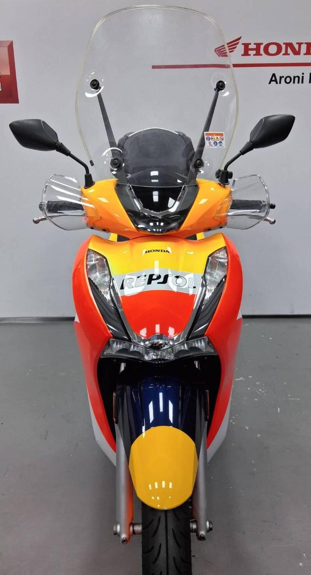 Honda SH 350 (2021 - 24) (2)