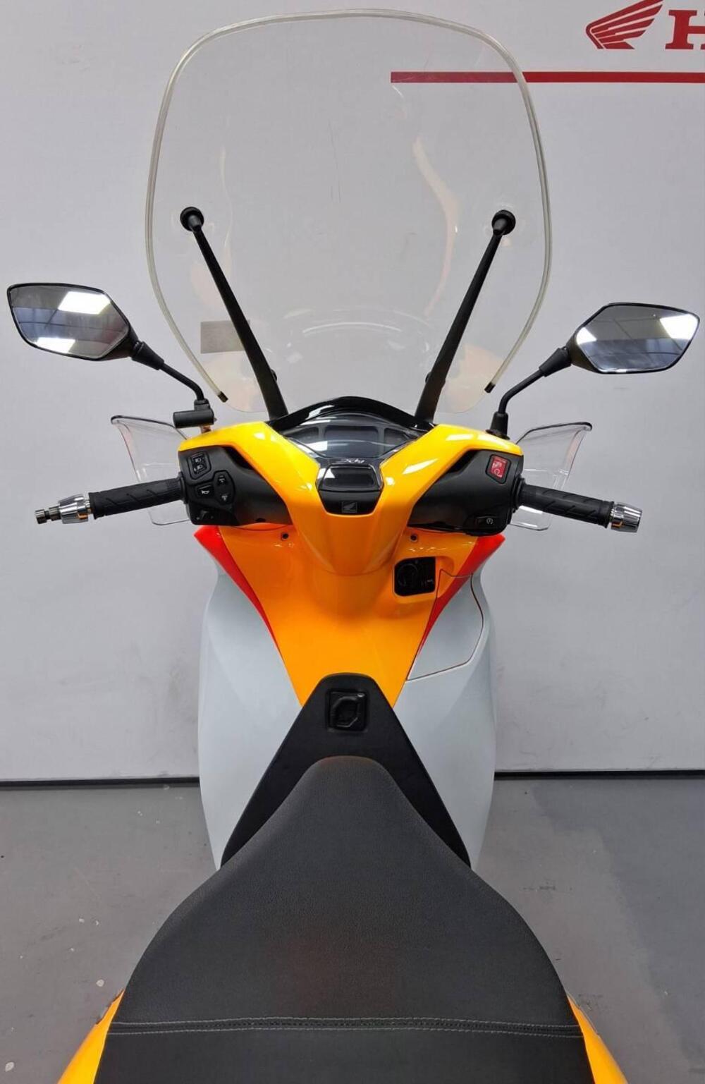 Honda SH 350 (2021 - 24) (4)