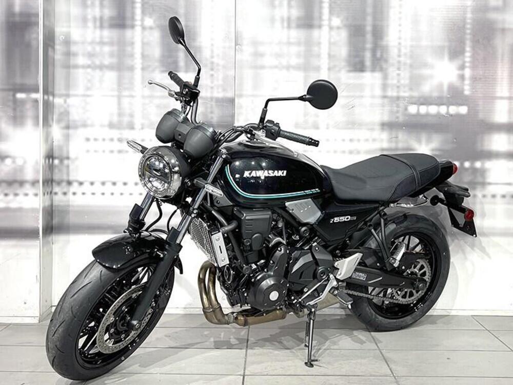Kawasaki Z 650 RS (2022 - 24) (7)
