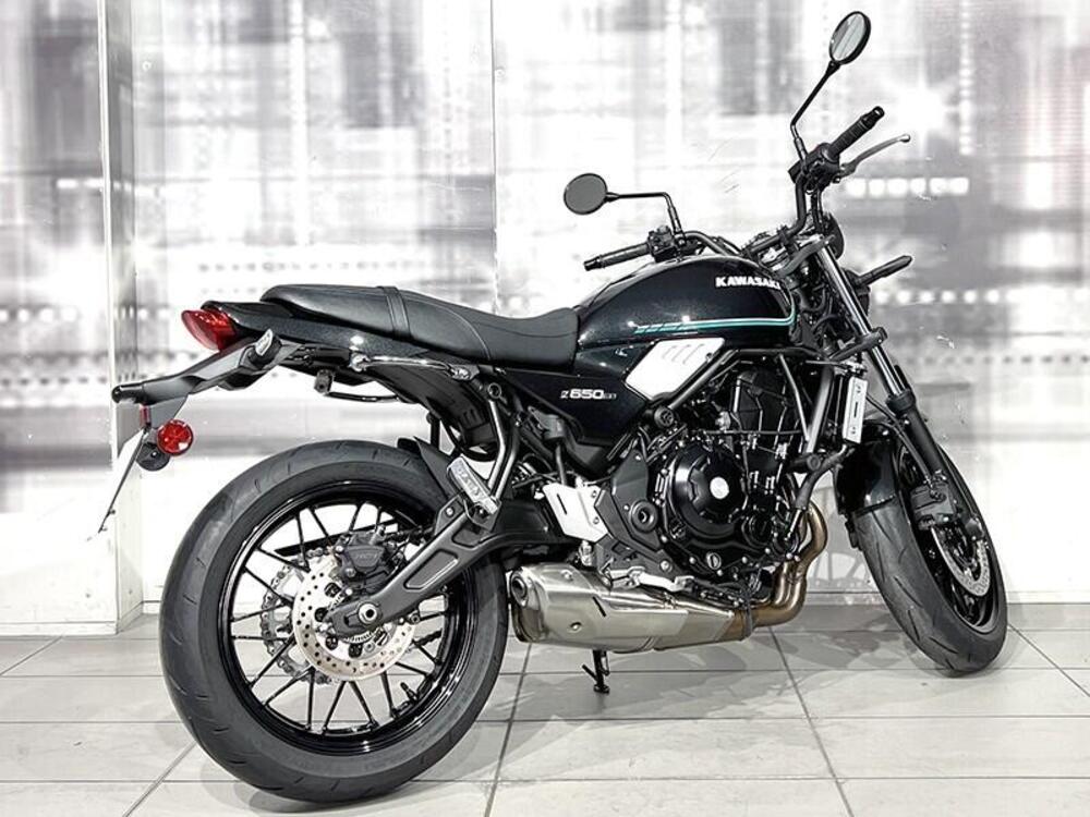 Kawasaki Z 650 RS (2022 - 24) (8)