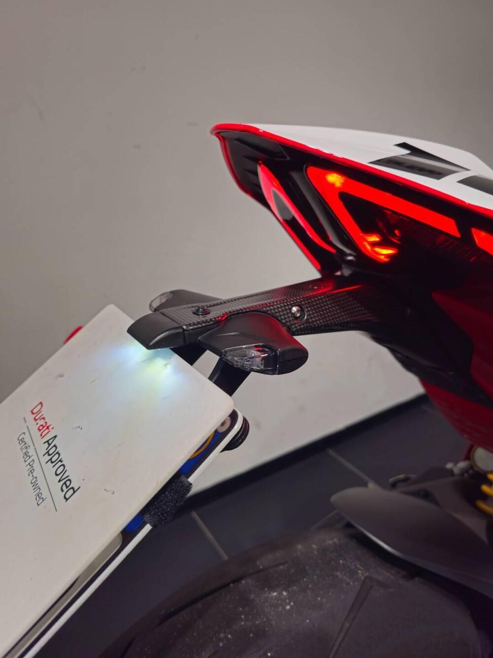 Ducati Panigale V4 (2025) (5)