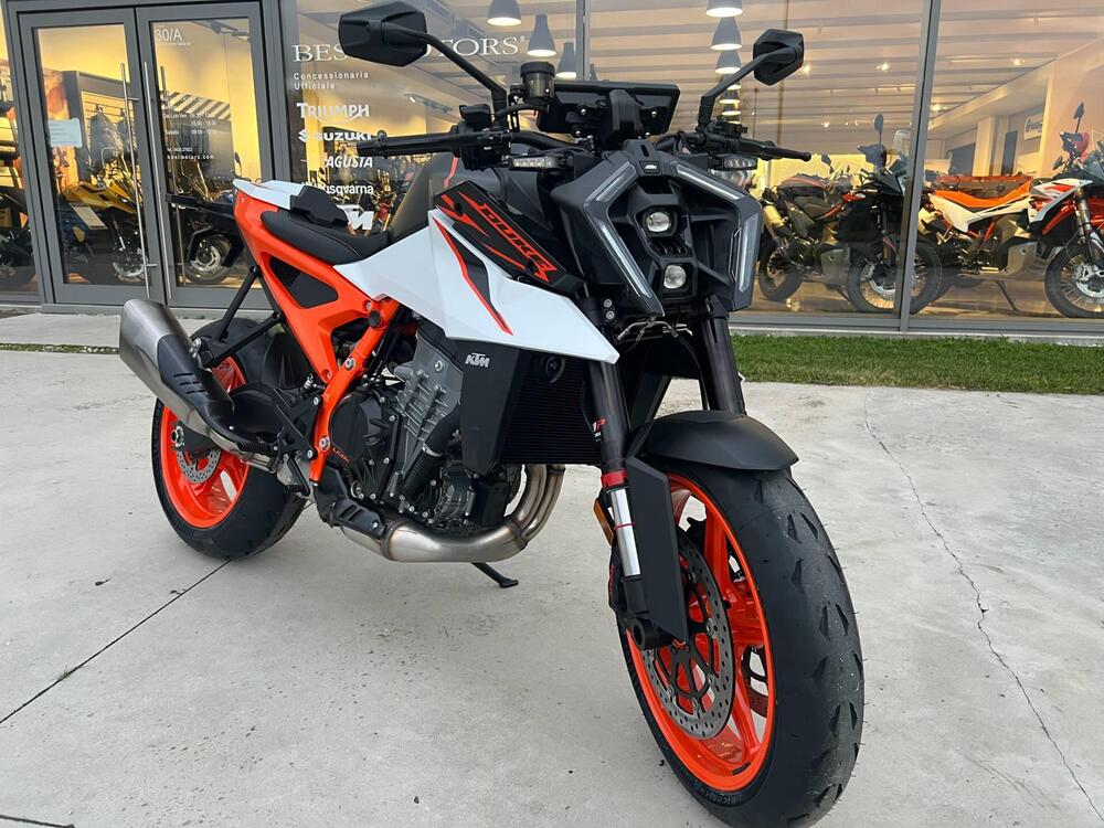 KTM 990 Duke R (2026) (10)