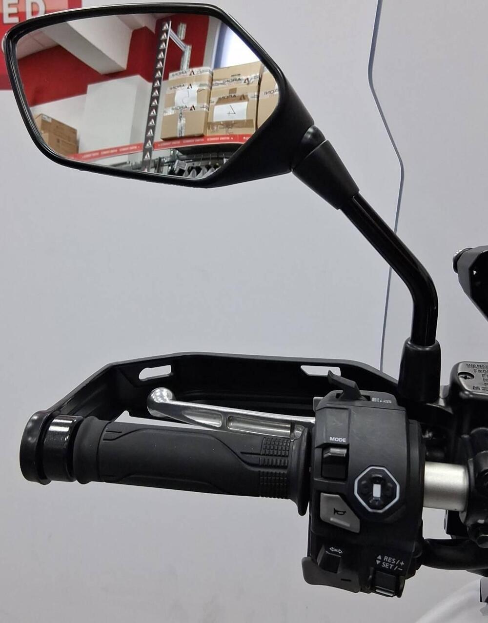 Honda X-ADV 750 (2025) (6)