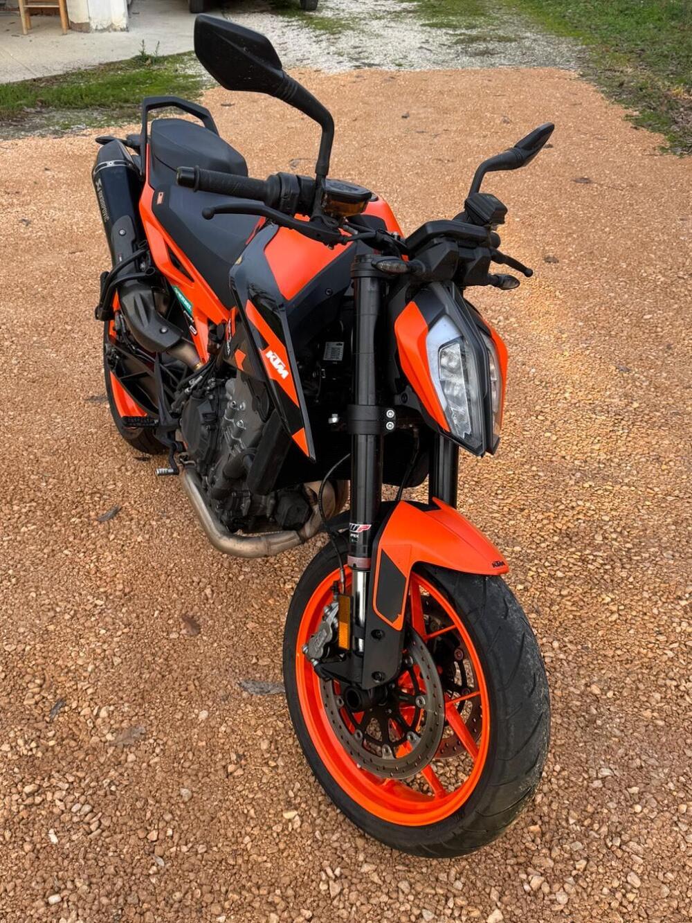 KTM 890 Duke GP (2022 - 23) (2)