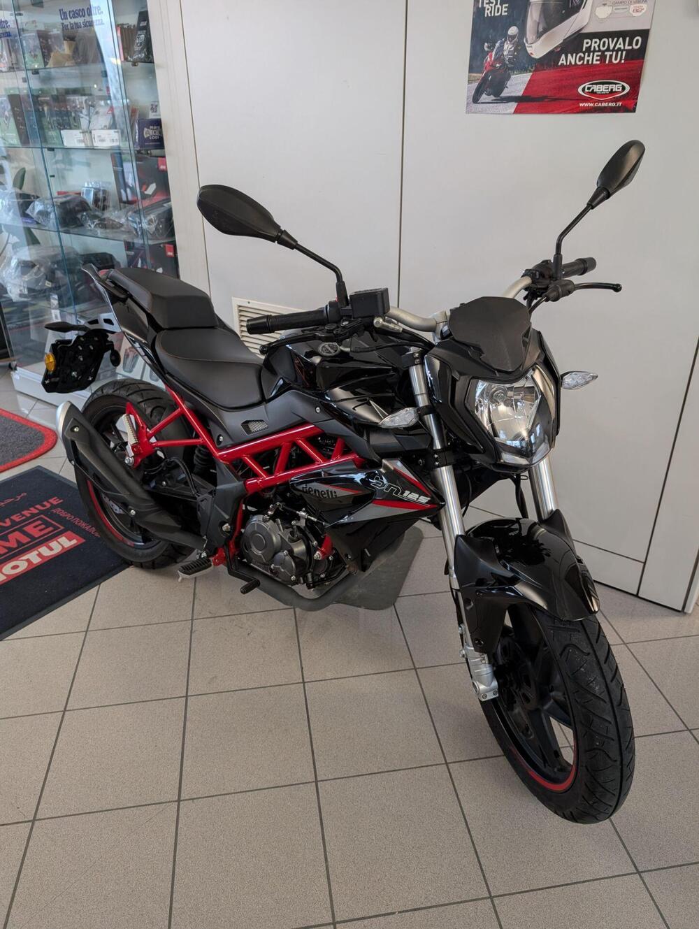 Benelli BN 125 (2018 - 20) (2)