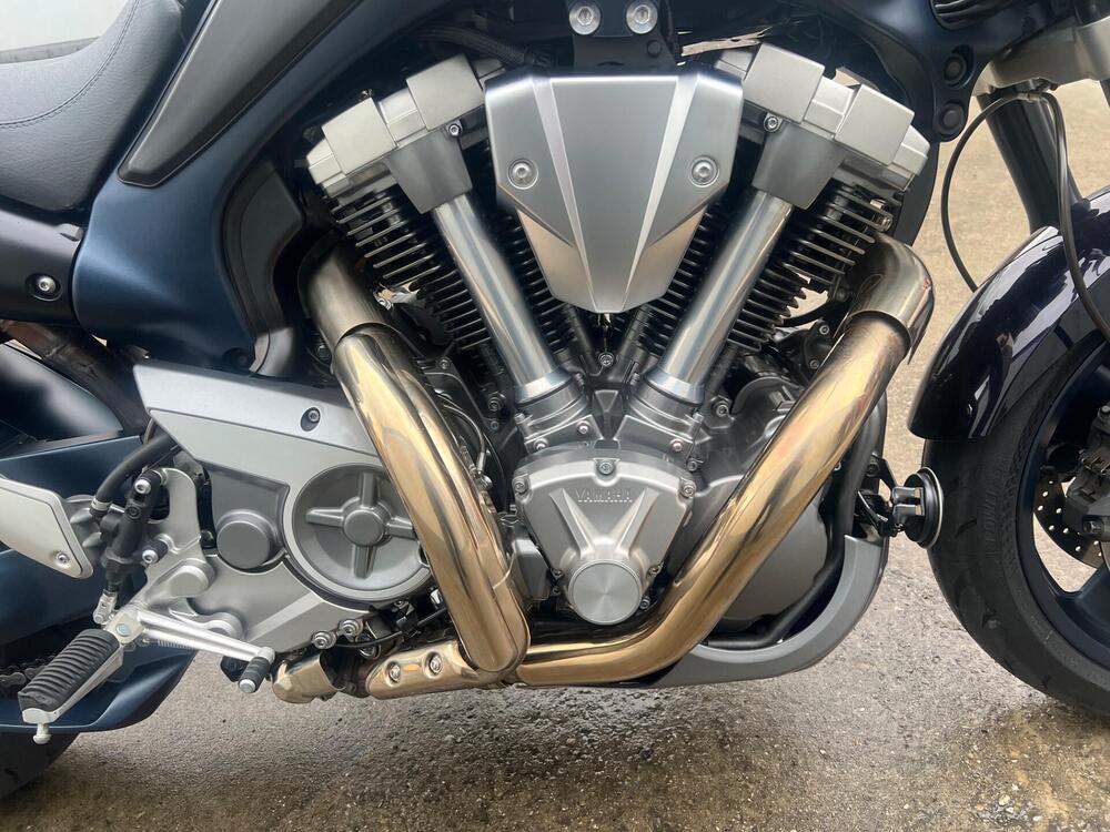 Yamaha MT-01 (2005- 11) (14)