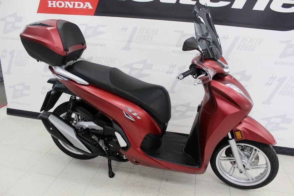 Honda SH 350 (2021 - 24) (3)