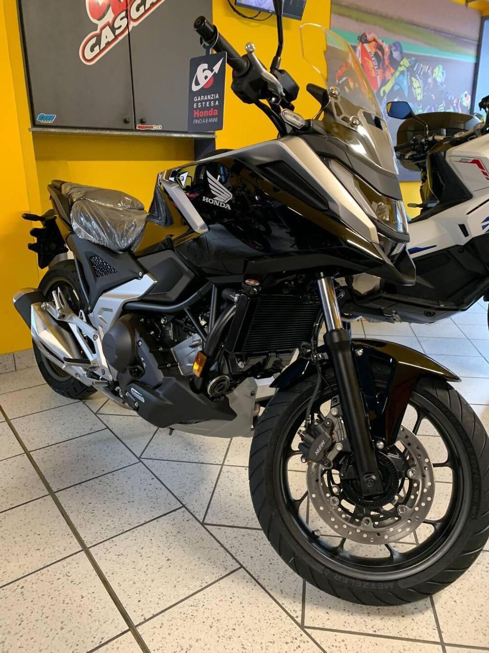 Honda NC 750 X DCT (2025)