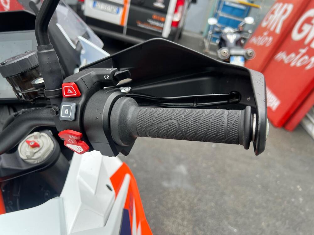 KTM 1290 Super Adventure R (2022 - 25) (11)