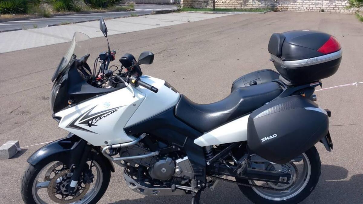 suzuki 650 v strom usata