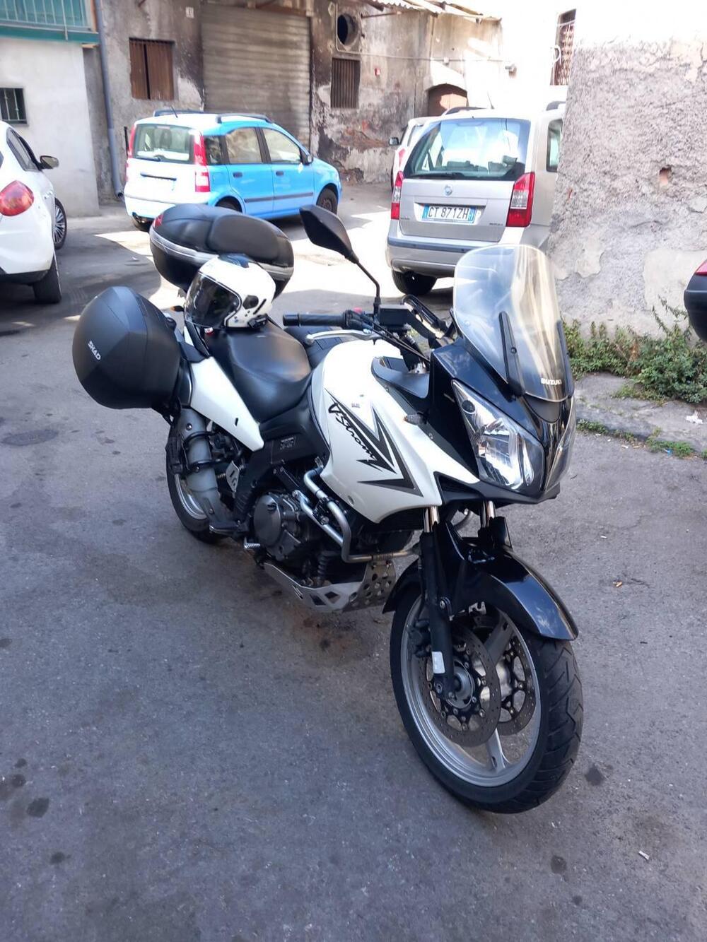 Suzuki V-Strom 650 (2008 - 11) (2)