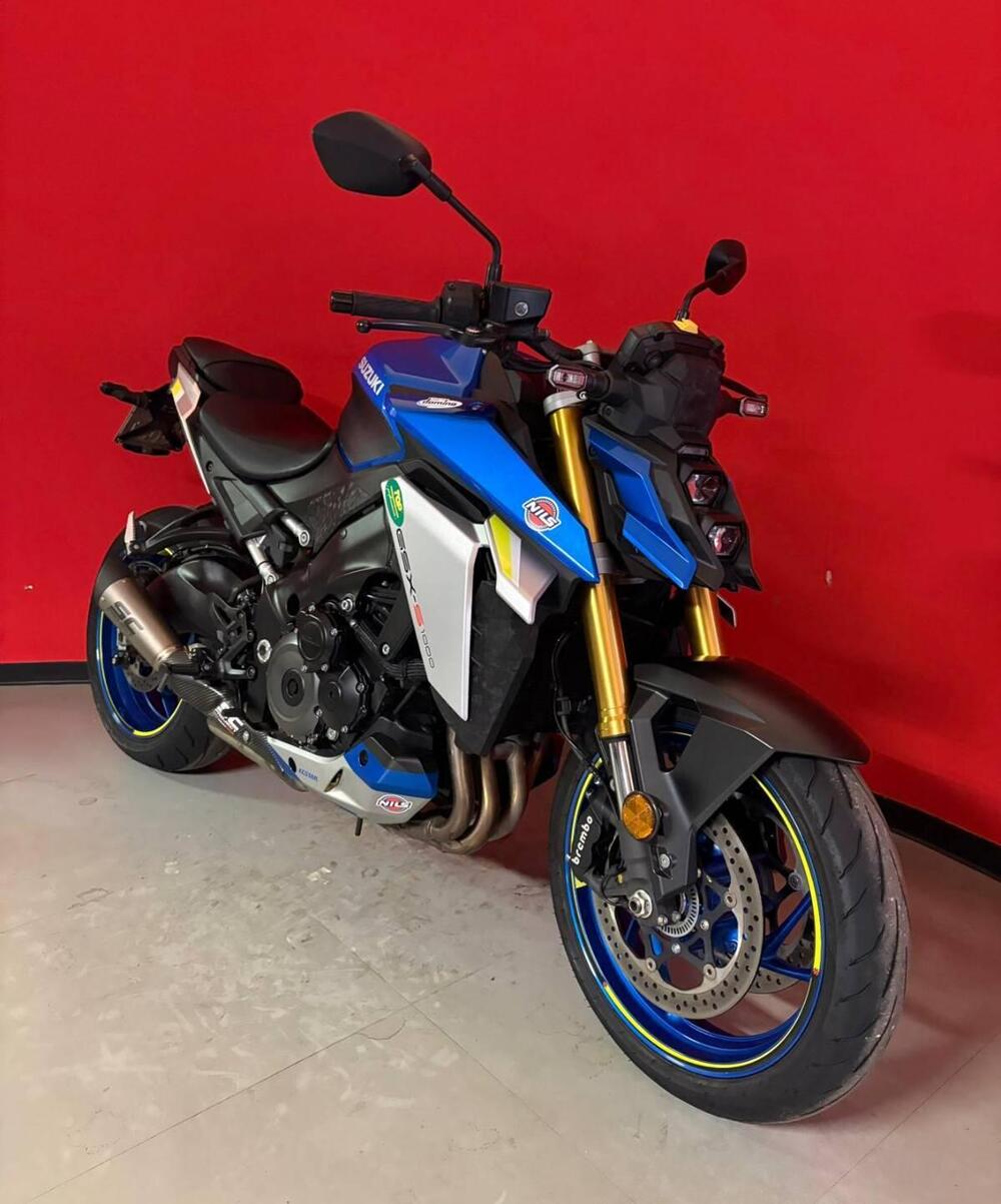 Suzuki GSX-S1000 (2021 - 25) (2)