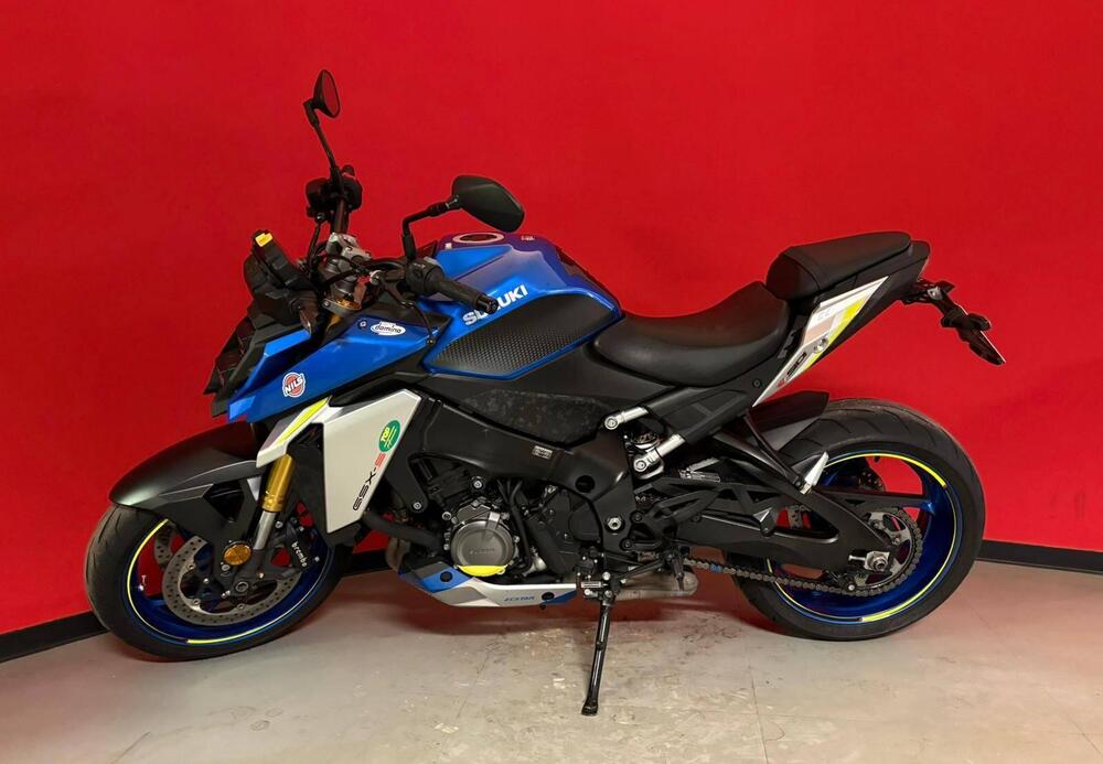 Suzuki GSX-S1000 (2021 - 25) (3)