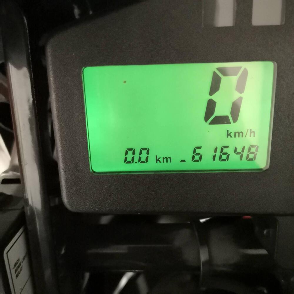 Aprilia SL 1000 Falco (2000 - 04) (3)