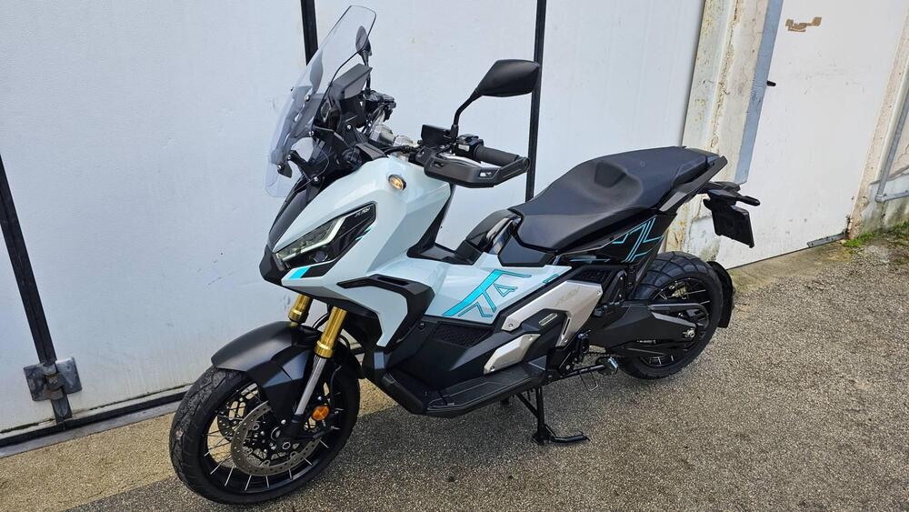 Honda X-ADV 750 DCT (2021 - 24) (5)