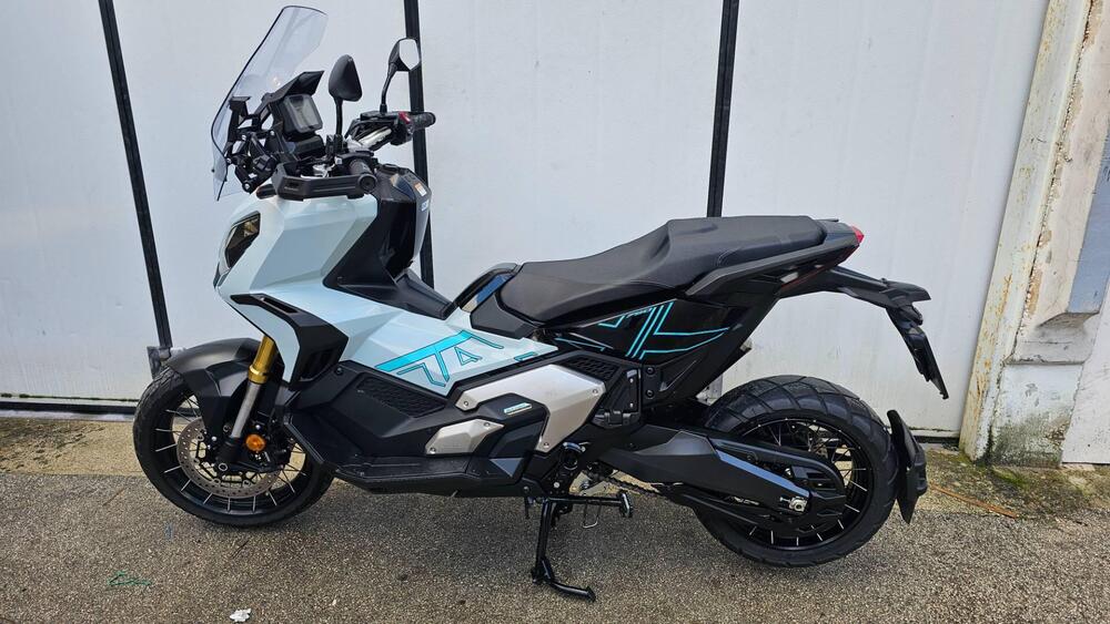 Honda X-ADV 750 DCT (2021 - 24) (2)