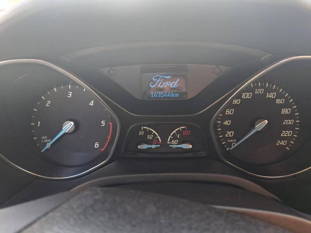 Ford Focus Station Wagon usata a Foggia (11)