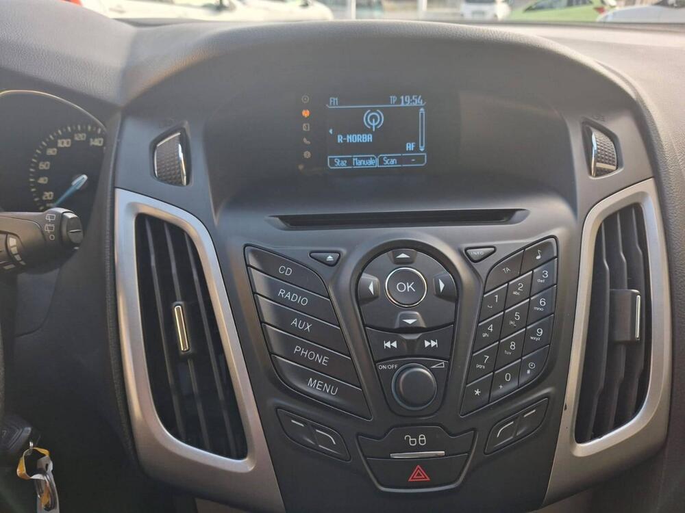 Ford Focus Station Wagon usata a Foggia (12)