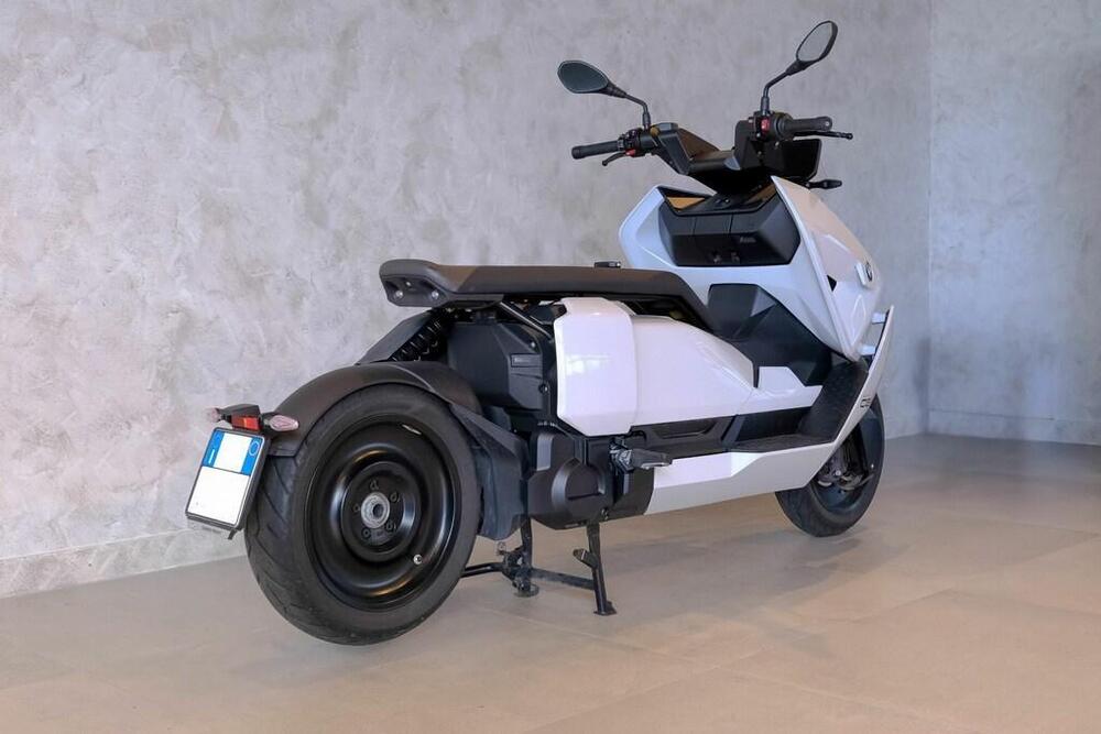 Bmw CE 04 (2021 - 25) (3)