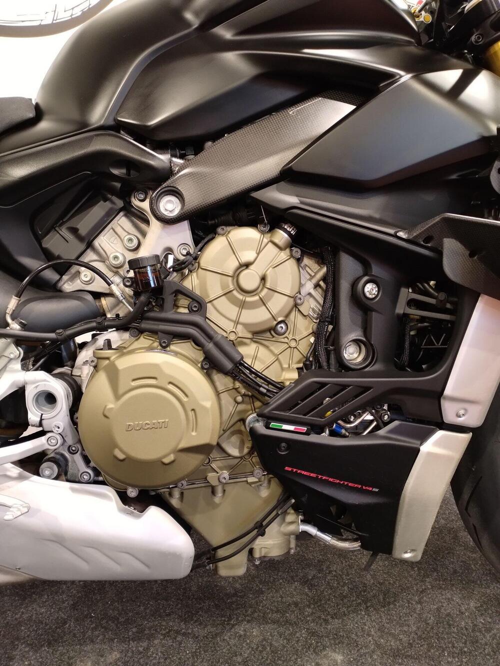 Ducati Streetfighter V4 1100 S (2021 - 22) (4)