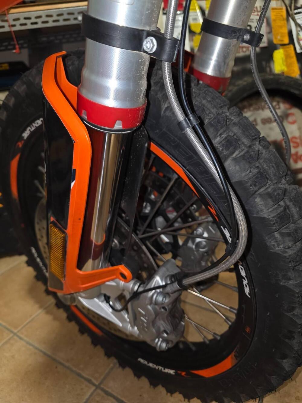 KTM 890 Adventure R (2023 - 24) (12)