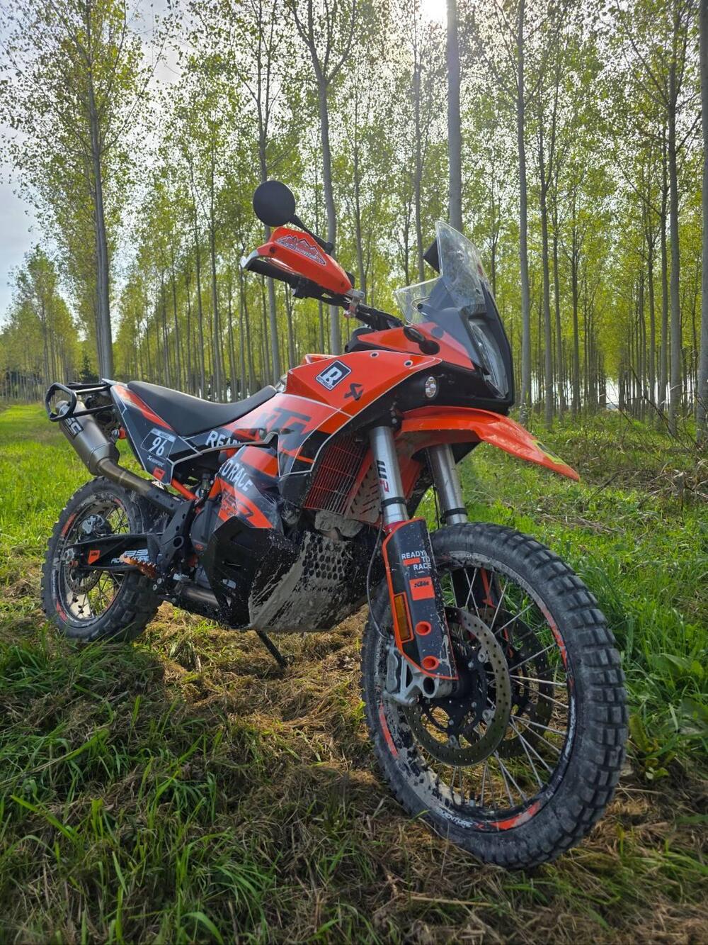KTM 890 Adventure R (2023 - 24) (16)