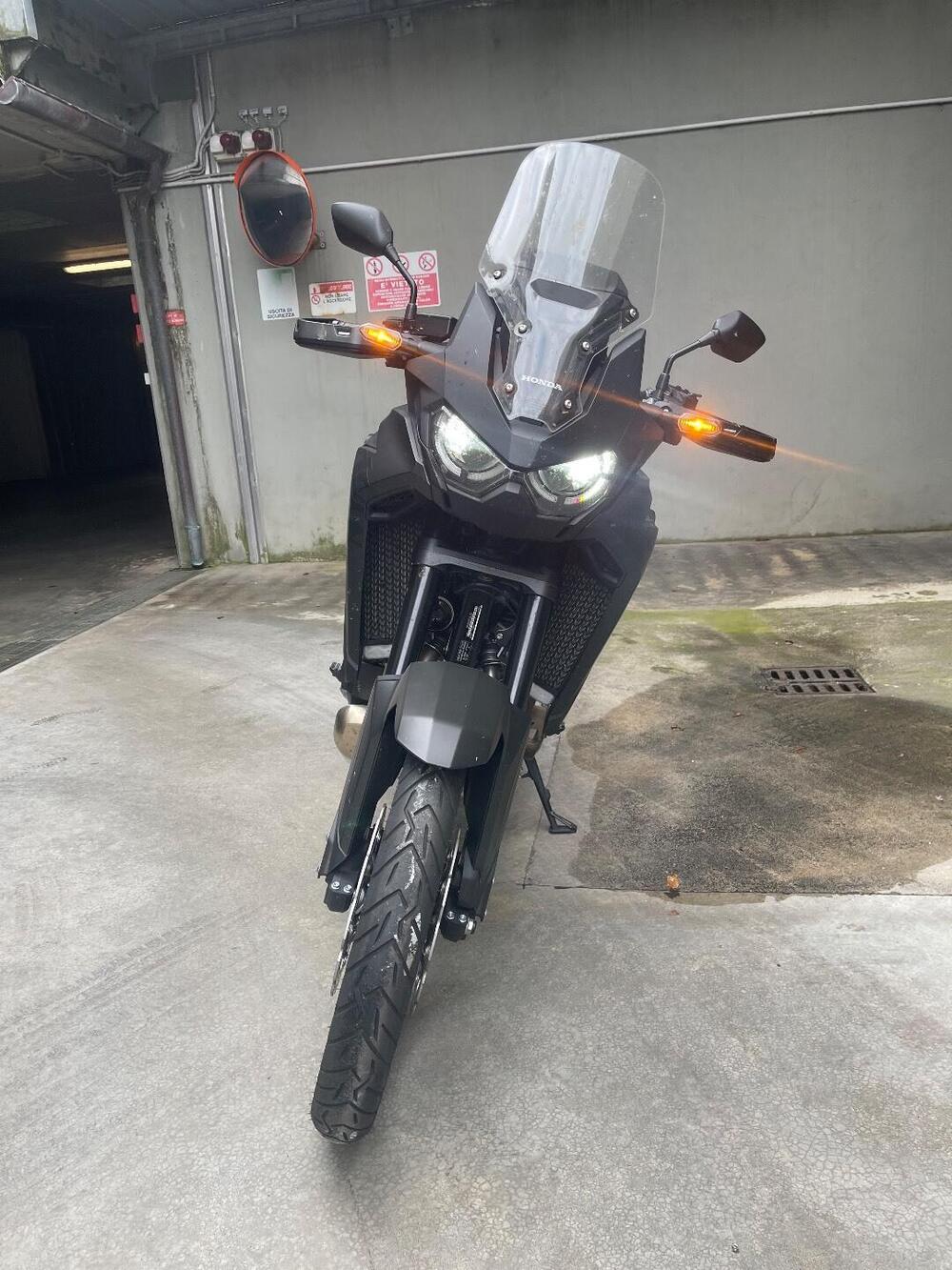 Honda Africa Twin CRF 1100L DCT (2022 - 23) (3)