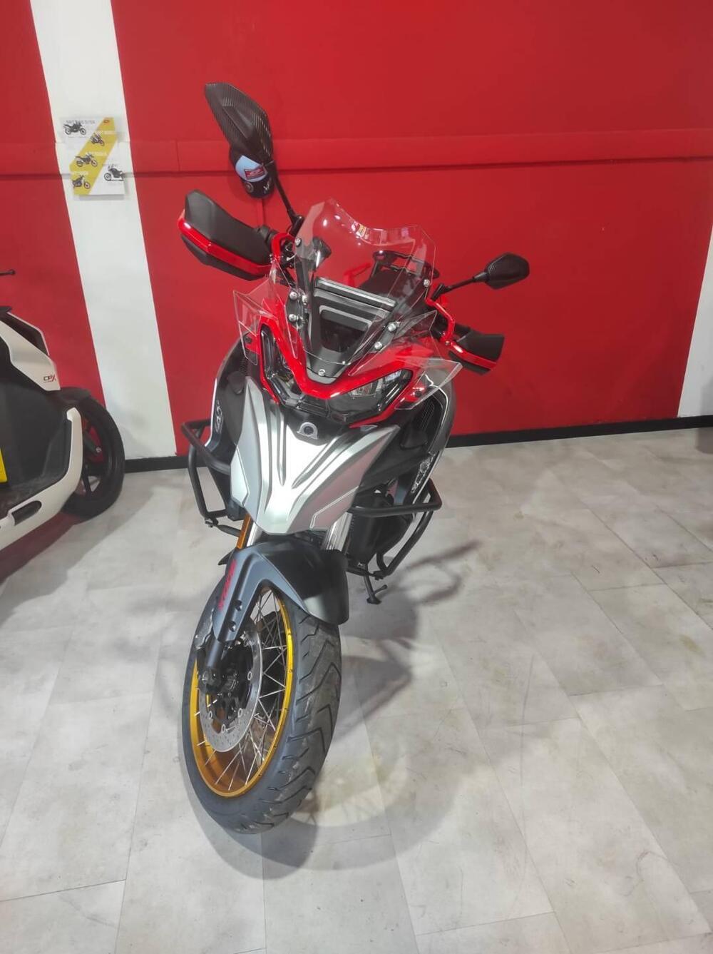 QJ Motor SRT 900 SX (2025) (2)