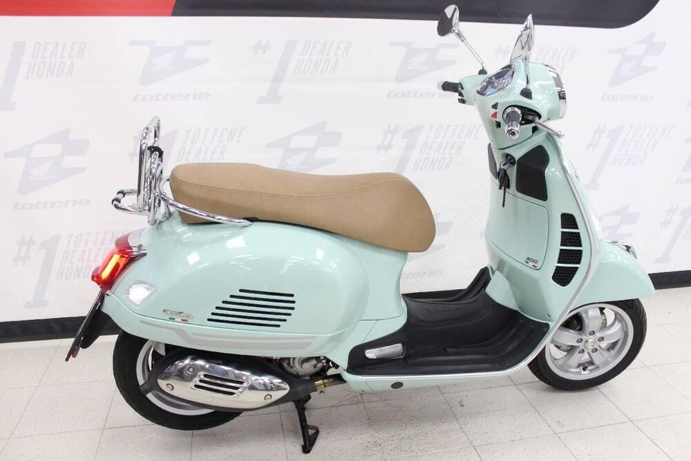 Vespa GTS 300 Hpe (2021 - 22) (2)
