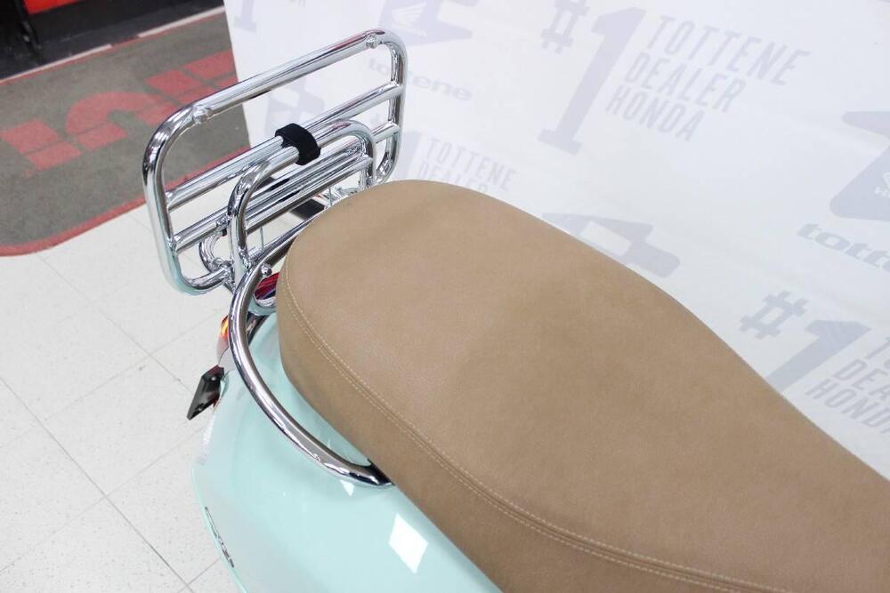 Vespa GTS 300 Hpe (2021 - 22) (5)