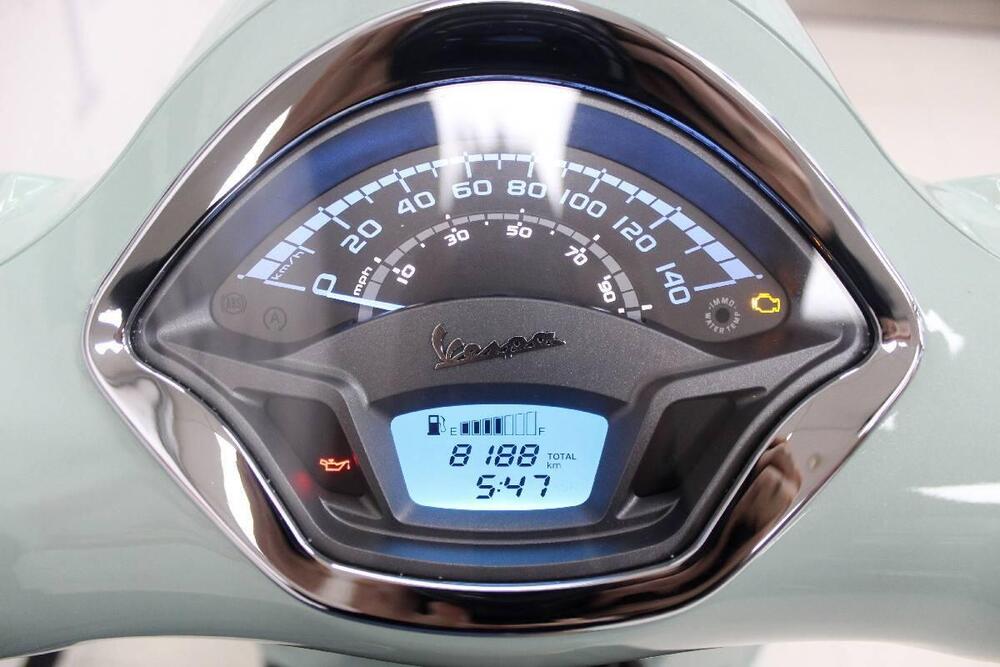 Vespa GTS 300 Hpe (2021 - 22) (6)