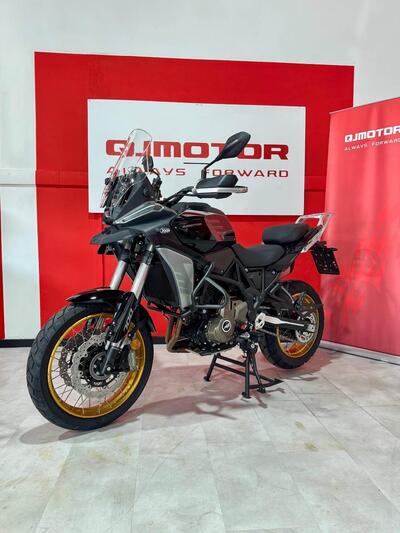 QJ Motor SRT 700 SX (2025) nuova