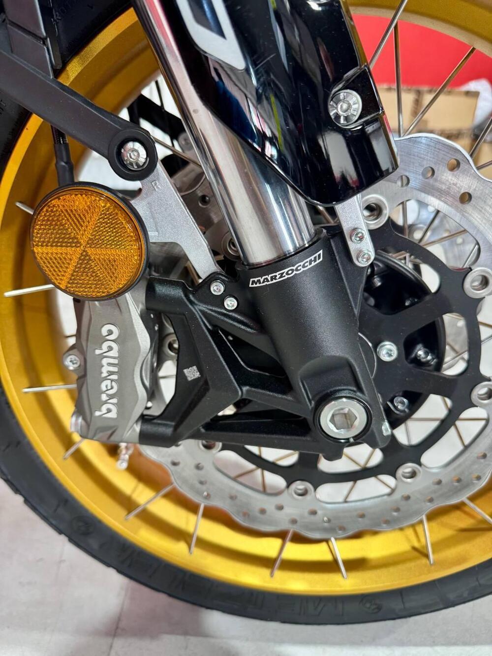 QJ Motor SRT 700 SX (2025) (6)