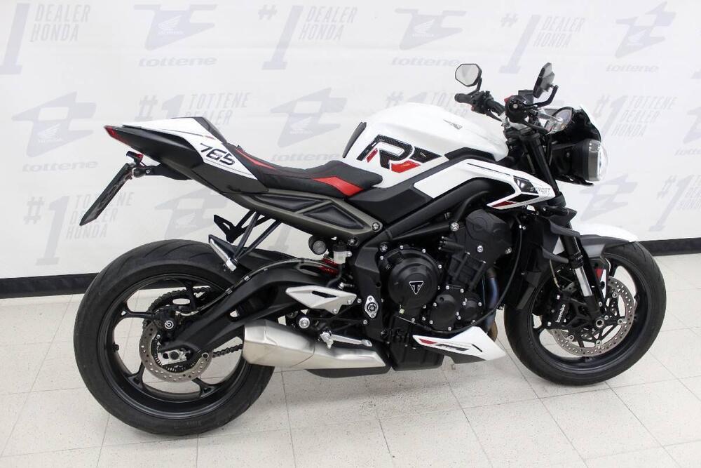 Triumph Street Triple 765 R (2023 - 25) (2)