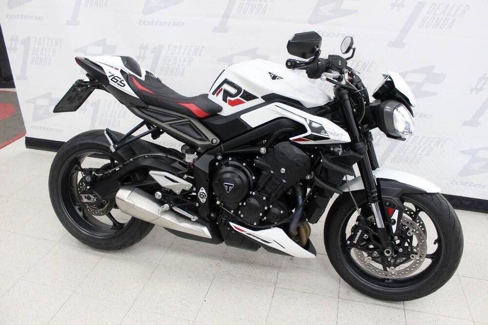 Triumph Street Triple 765 R (2023 - 25) (3)