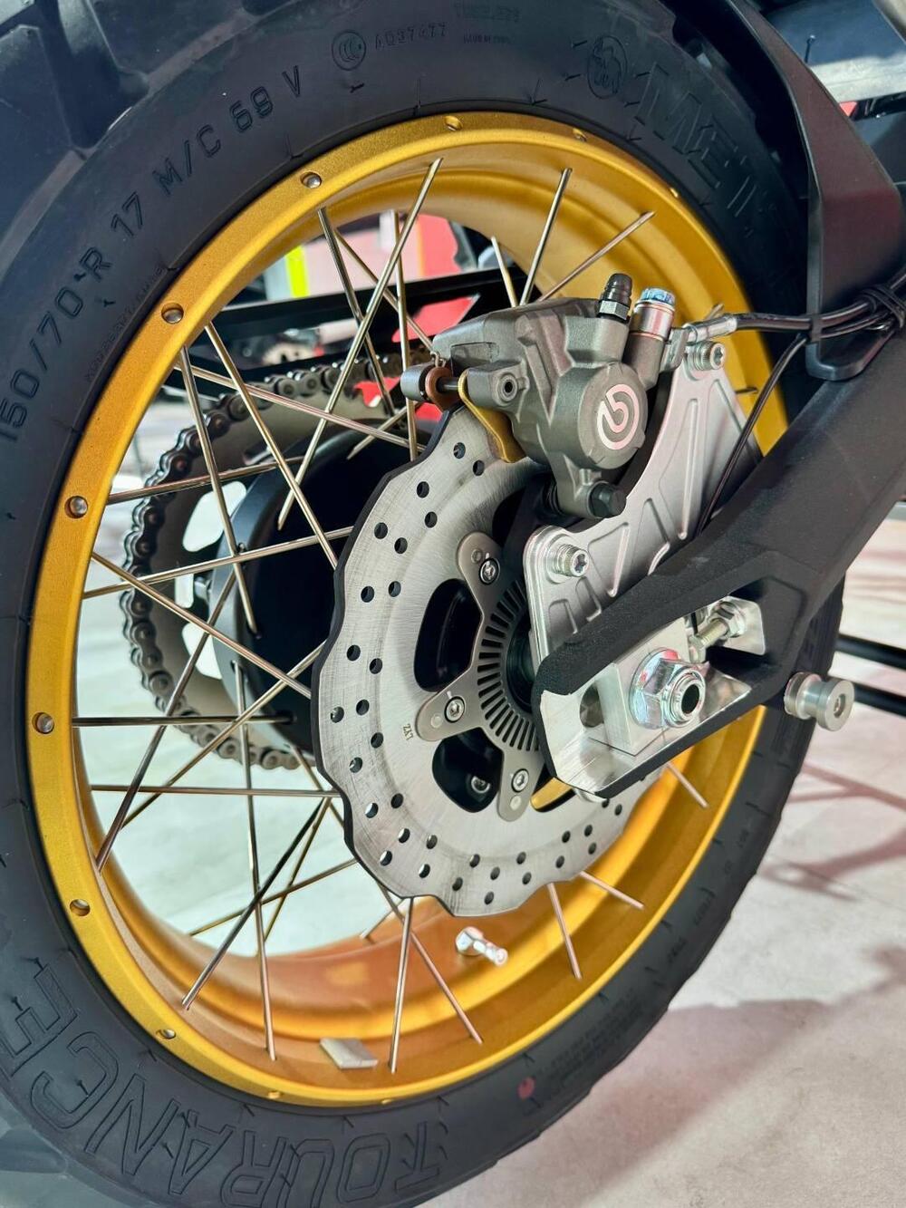 QJ Motor SRT 700 SX (2025) (19)