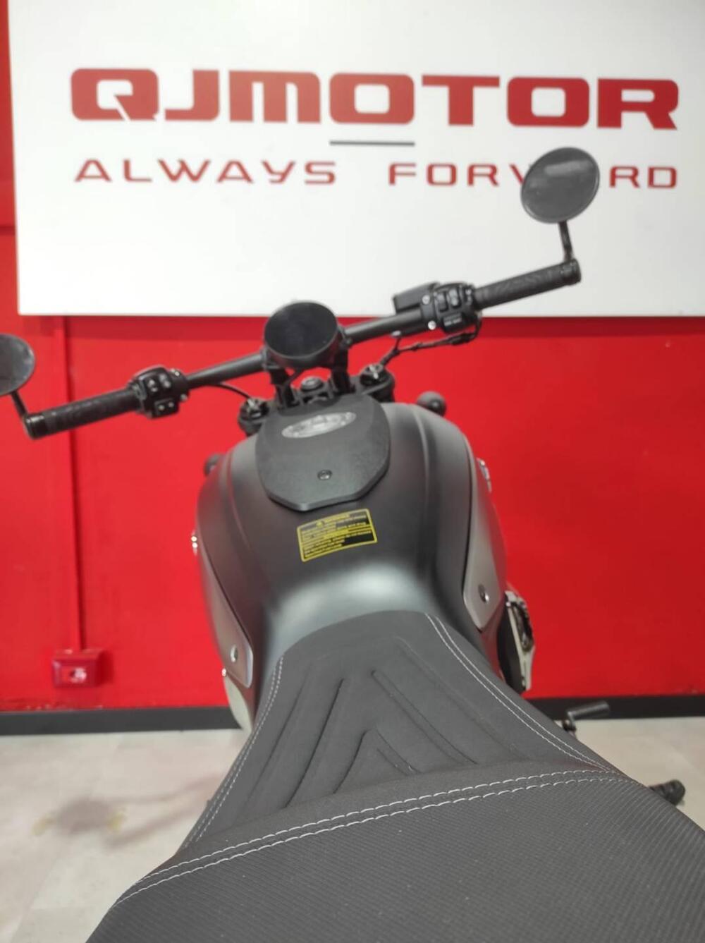QJ Motor SRV 600 V (2025) (5)
