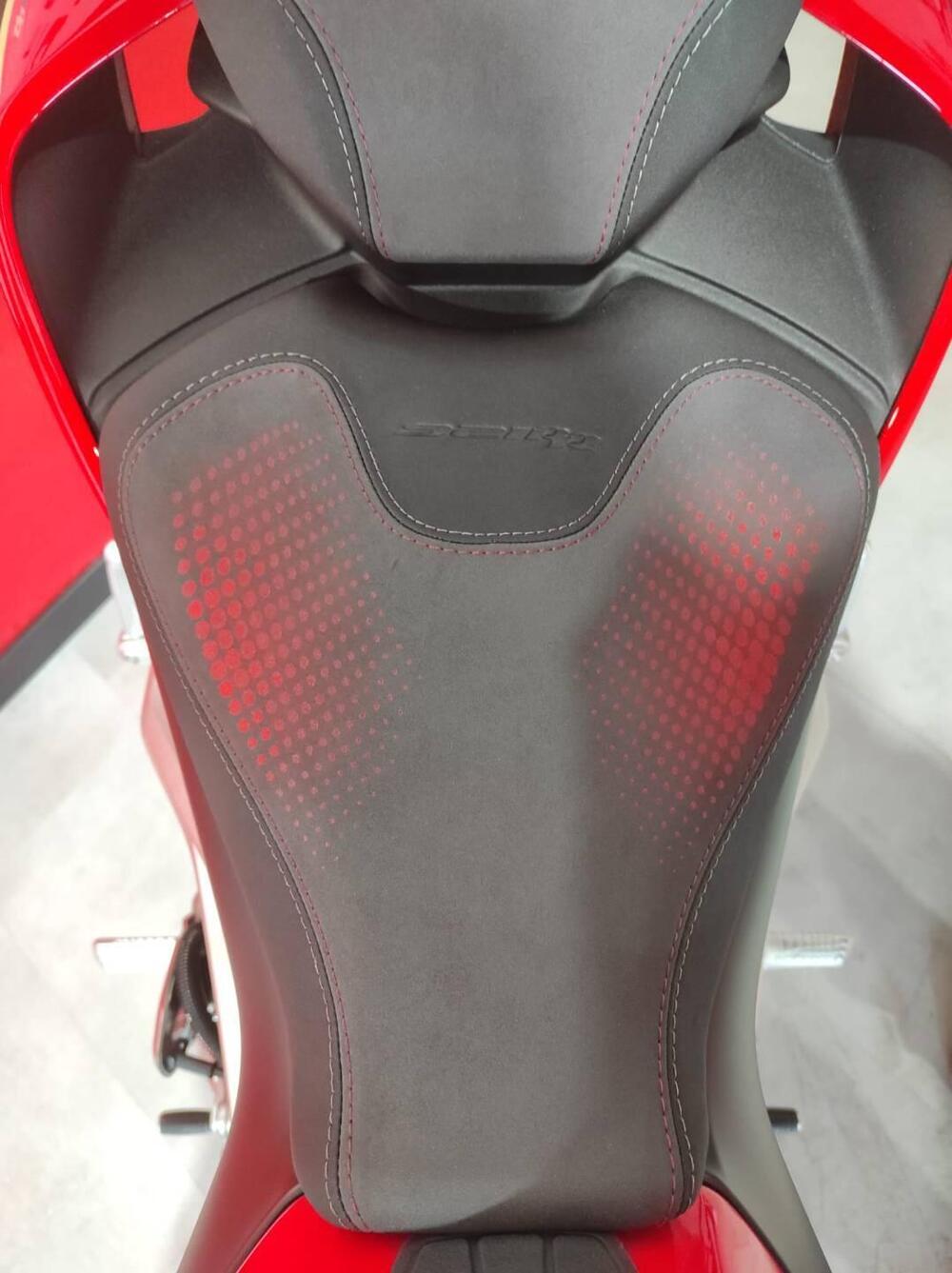 QJ Motor SRK 921 RR (2025) (5)