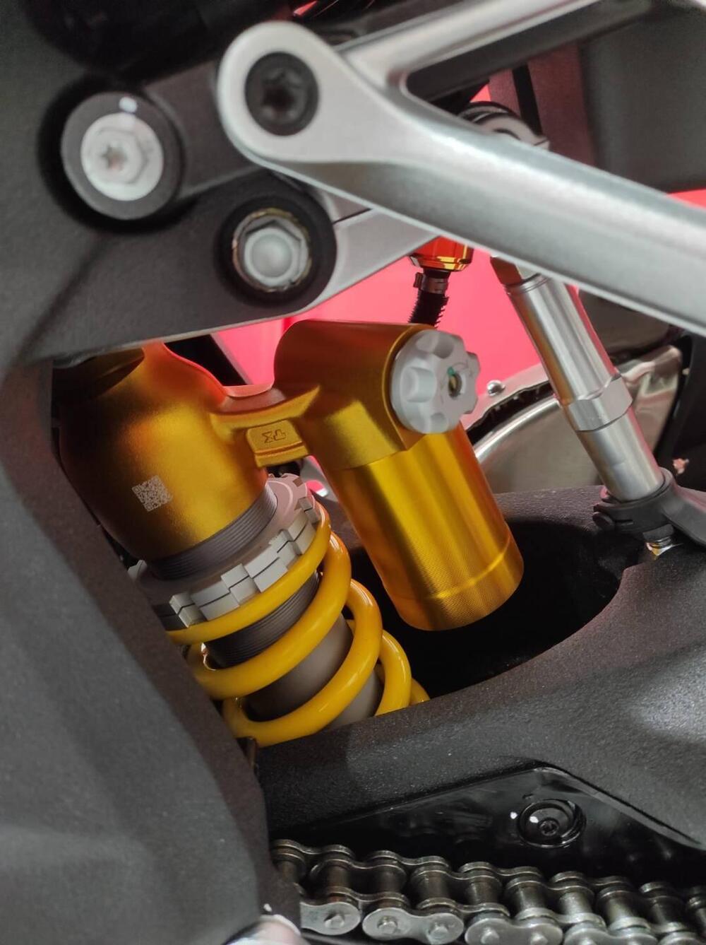 QJ Motor SRK 921 RR (2025) (10)