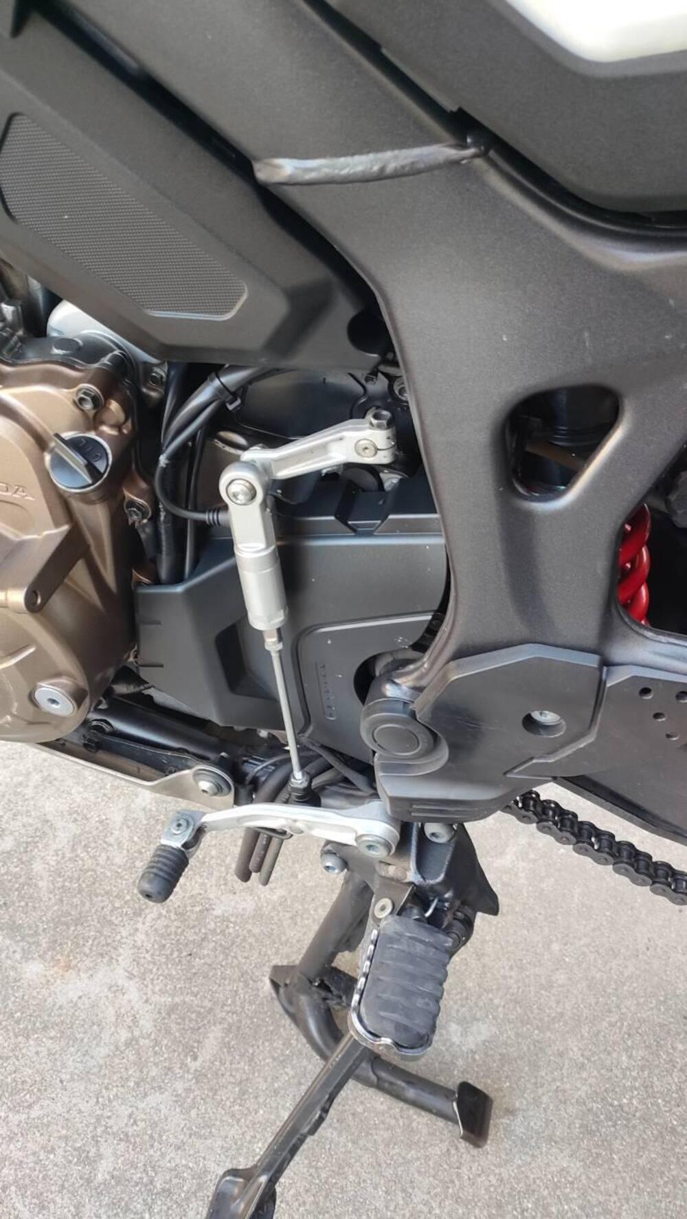 Honda Africa Twin CRF 1000L (2018 - 19) (12)